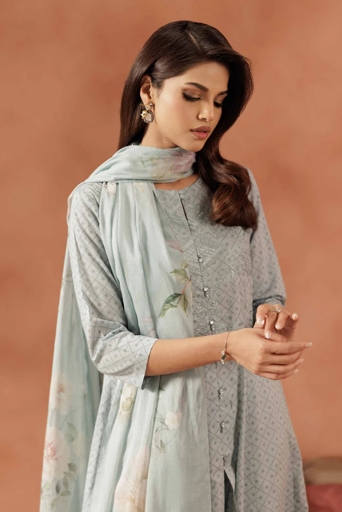 3 Piece – Embroidered Suit – NSKFE25-97